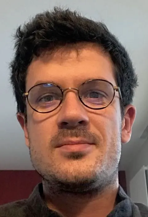 Picture of the speaker